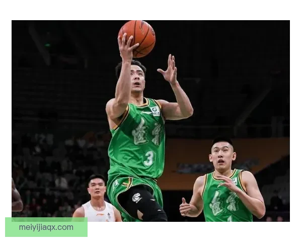 CBA焦点对决辽宁男篮迎战山东强强碰撞争夺季后赛主动权关键战
